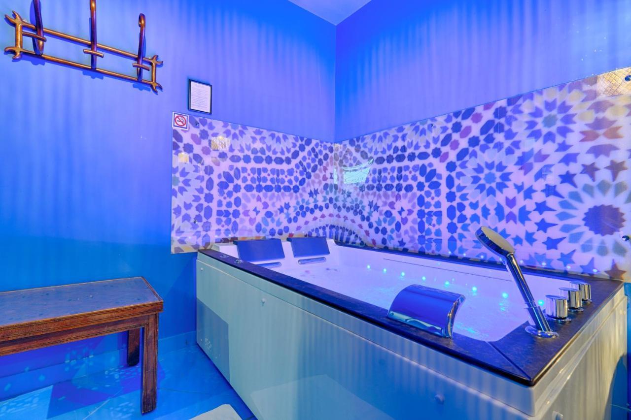 Luxury Jardin Majorelle Paris Orly Avec Jacuzzi วิญู-ซูร์-เซน ภายนอก รูปภาพ
